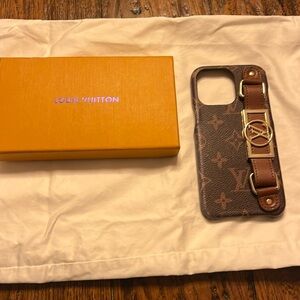 LV iPhone pro max 14